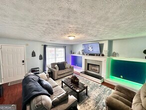 3353 Medina Dr in Jonesboro, GA - Building Photo - Building Photo