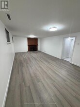 43 Commons Dr in Toronto, ON - Building Photo - Building Photo