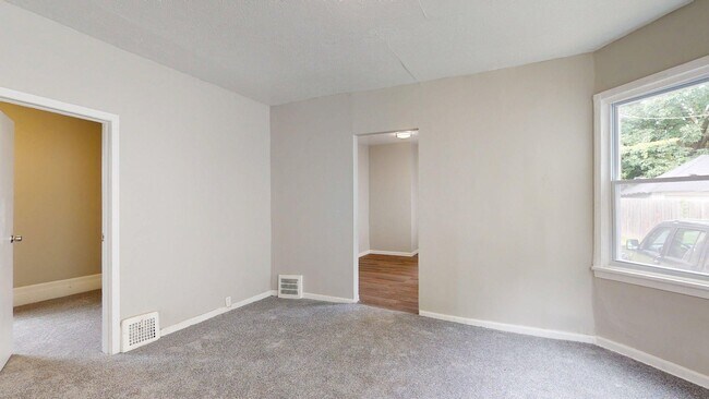 3200 W 94th St in Cleveland, OH - Building Photo - Building Photo