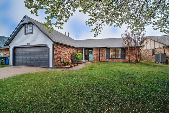 2513 Redwood Ln in Edmond, OK - Building Photo - Building Photo