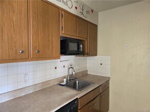 44 Inwood Rd in Middletown, NY - Building Photo - Building Photo