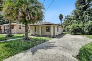 7120 Buffalo Ave in Jacksonville, FL - Building Photo