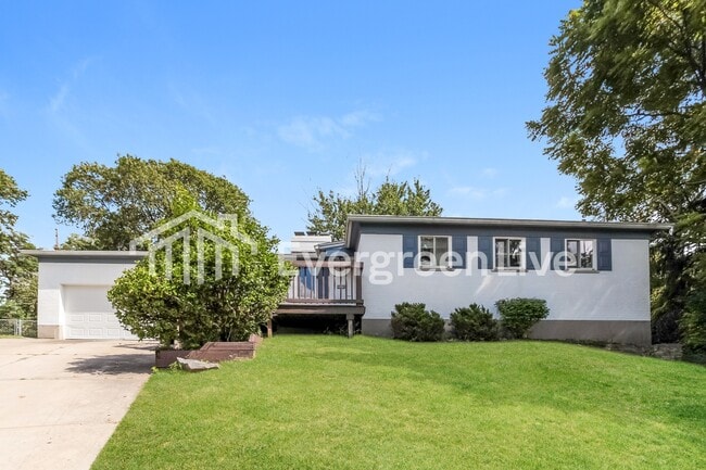 property at 5774 Glow Ct