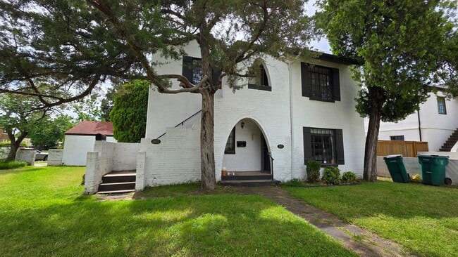 property at 1803 Carey Pl