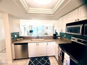 12171 Kelly Sands Way in Ft. Myers, FL - Building Photo - Building Photo