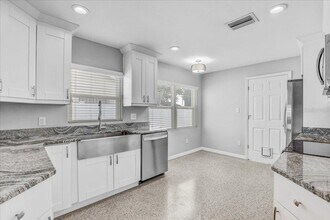 508 N Sterling Ave in Tampa, FL - Building Photo - Building Photo