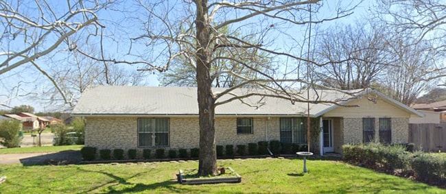 property at 601 Nola Ruth Blvd