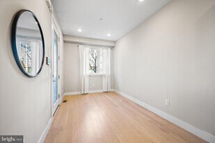 1839- Blair St in Philadelphia, PA - Building Photo