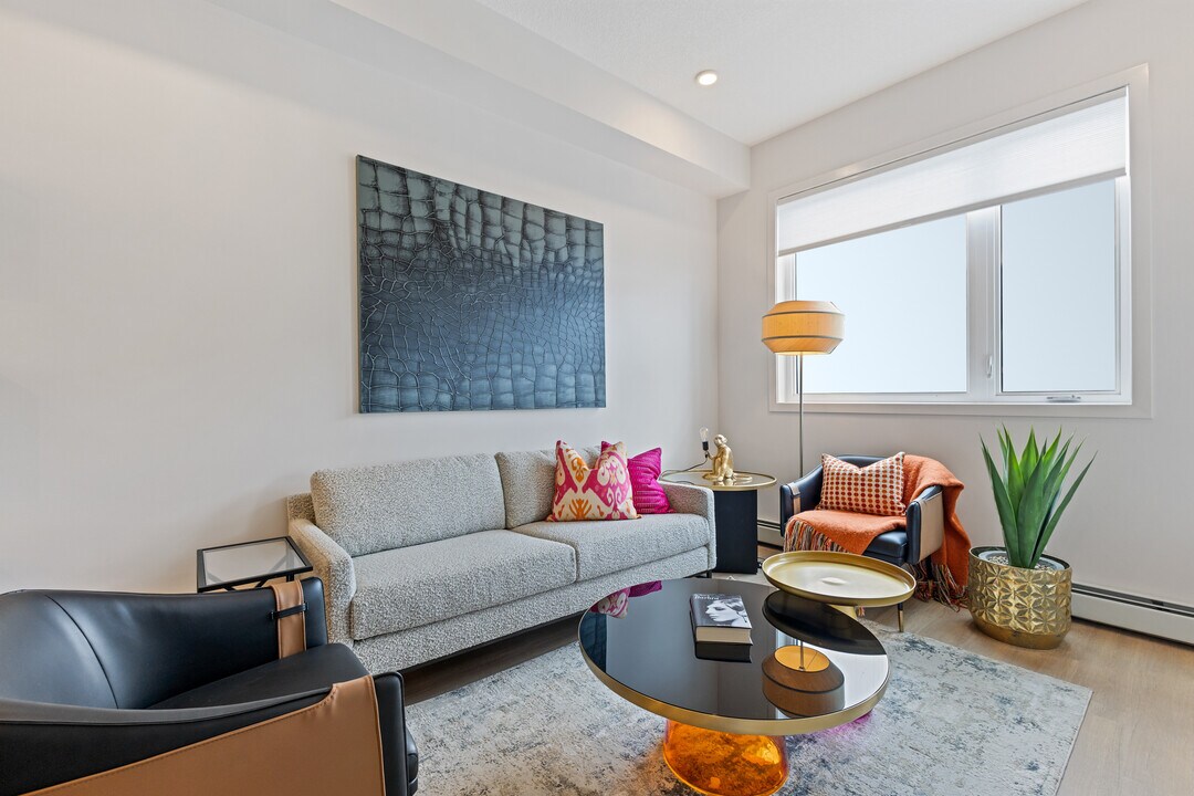 Springbank Hill Estates in Calgary, AB - Building Photo