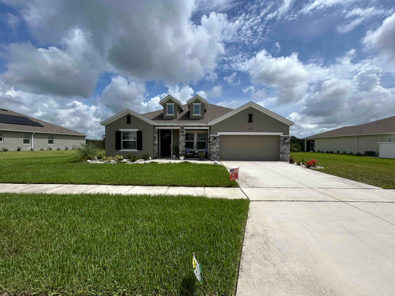 6073 Claystone Wy in Mount Dora, FL - Foto de edificio