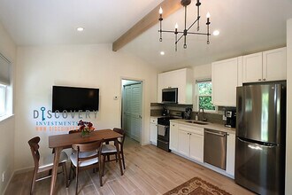 2522 Alida St in Oakland, CA - Building Photo - Building Photo