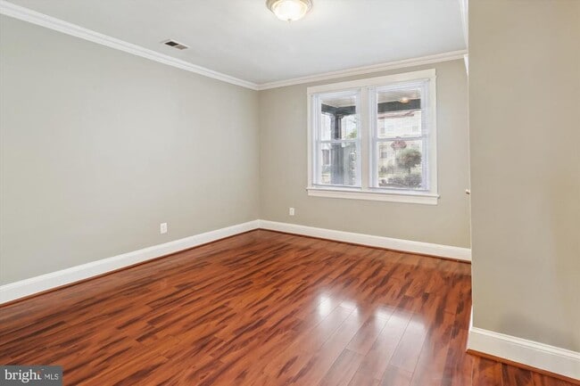 property at 1712 West Virginia Ave NE
