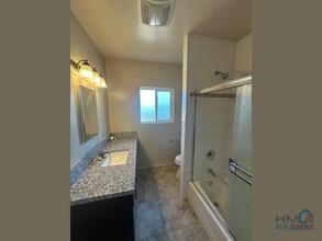 822 W 7th Ave in Escondido, CA - Building Photo - Building Photo