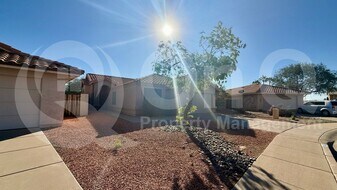 14629 S 43rd Pl in Phoenix, AZ - Building Photo