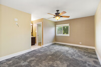 18079 Live Oak Ct photo'