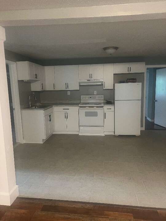 77 Weatherly St in Buchanan, GA - Building Photo