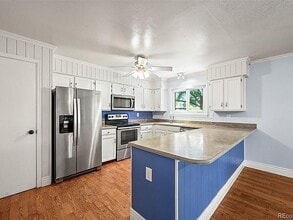 8196 S Logan Ct in Littleton, CO - Building Photo - Building Photo