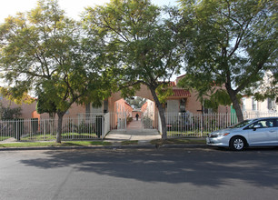 1659 - 1707 South Catalina Street Apartments in Los Angeles, CA - Foto de edificio - Building Photo