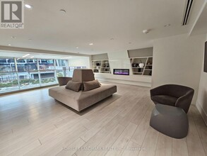 2908-2908 Hwy 7 in Vaughan, ON - Building Photo - Building Photo