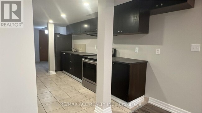 21 Lanebrook Dr in Brampton, ON - Building Photo - Building Photo