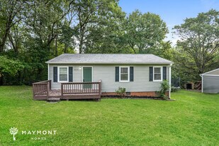 2010 Glenside Dr in Greensboro, NC - Building Photo