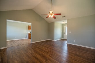 1464 Flo Zechman Dr in Hinesville, GA - Building Photo - Building Photo