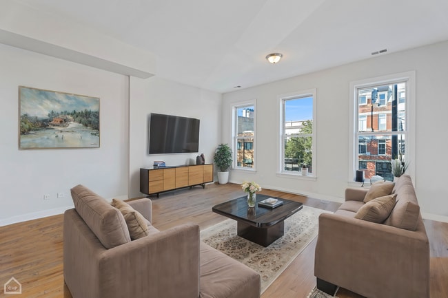 2601 W North Ave, Unit 2