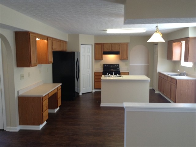 139 Knights Bridge Dr E in Pickerington, OH - Building Photo - Building Photo