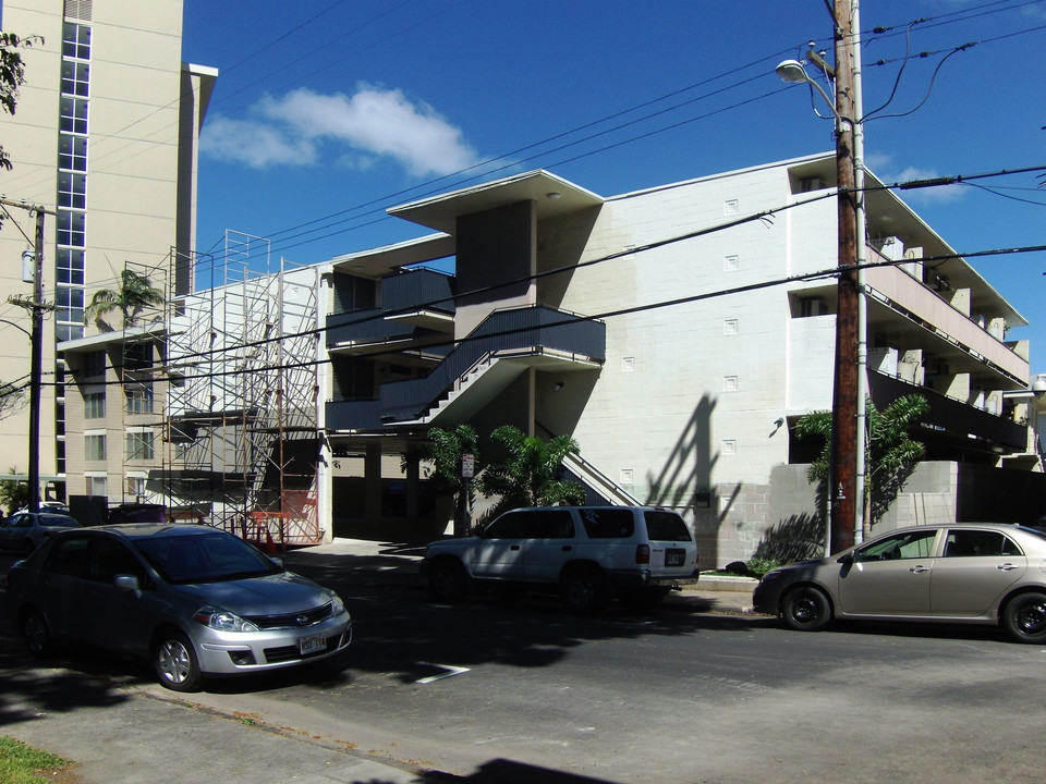 1628 Poki St in Honolulu, HI - Foto de edificio