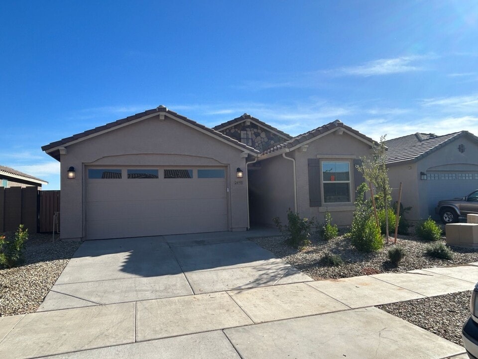 24551 N 169th Dr in Surprise, AZ - Building Photo