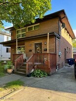 1768 Liberty Dr in Akron, OH - Building Photo