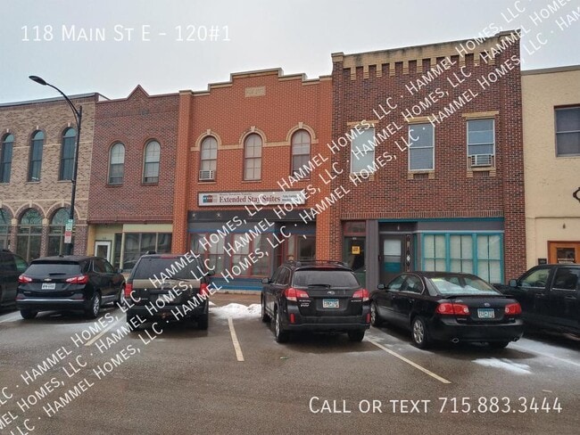 property at 118 Main St E