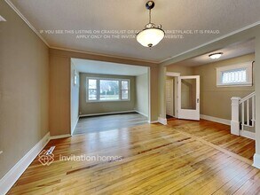 4511 Snelling Ave in Minneapolis, MN - Foto de edificio - Building Photo