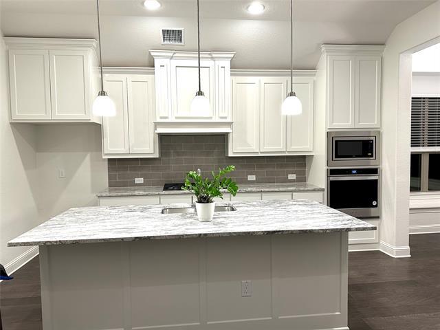 2604 Henley Wy in Venus, TX - Building Photo - Building Photo
