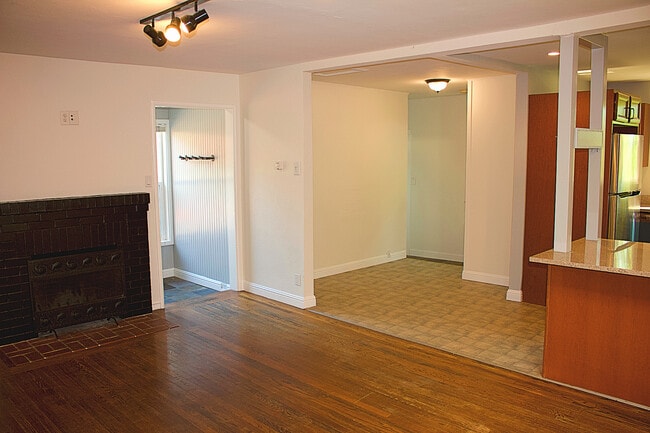 119 Jewell Ct in San Rafael, CA - Building Photo - Building Photo