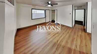 717 N 5th Ave in Yakima, WA - Building Photo - Building Photo