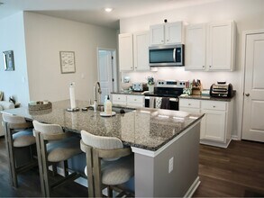404 Willet Ct in Sneads Ferry, NC - Foto de edificio - Building Photo