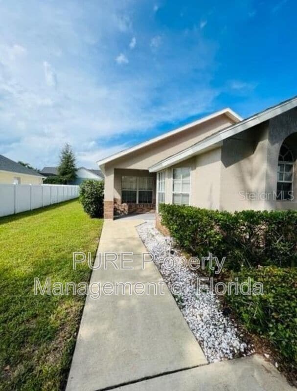 16225 Egret Hill St in Clermont, FL - Building Photo - Building Photo