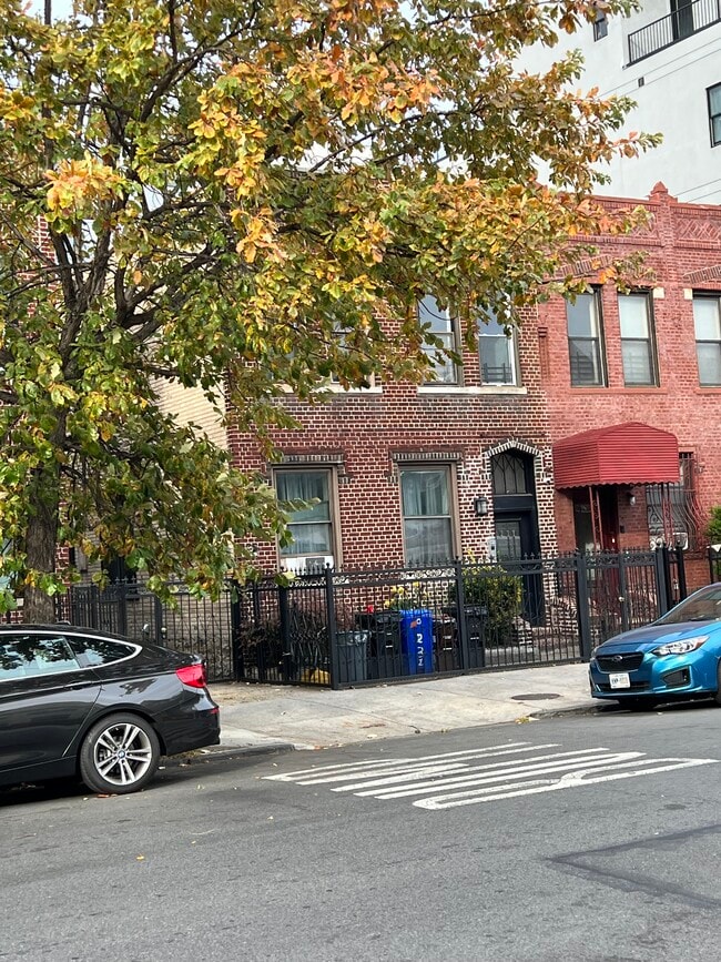 231 Martense St, Unit 2F