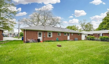 907 Klotz Rd in Bowling Green, OH - Building Photo - Building Photo