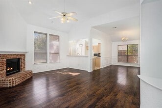 4712 Shorewood Dr in Arlington, TX - Building Photo - Building Photo