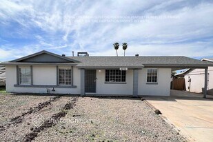 3843 W Bloomfield Rd in Phoenix, AZ - Building Photo