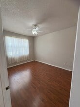 4416 SE 4th Pl, Unit Private Apartment in Ocala, FL - Foto de edificio - Building Photo