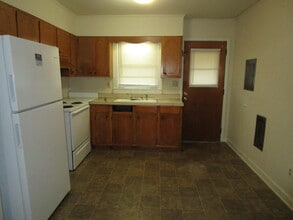 211 W Hampton Ave in Sumter, SC - Building Photo - Building Photo