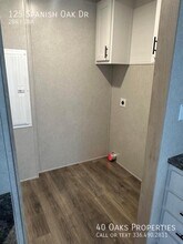 125 Spanish Oak Dr in Clemmons, NC - Building Photo - Building Photo