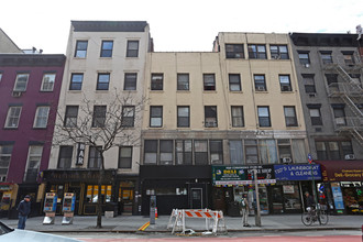 364 W 23rd St in New York, NY - Building Photo - Building Photo