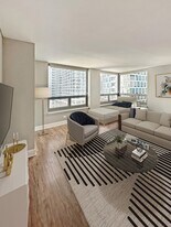 440 N Wabash Ave in Chicago, IL - Building Photo