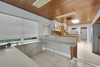 4910 Ralls Rd in Fort Pierce, FL - Building Photo - Building Photo