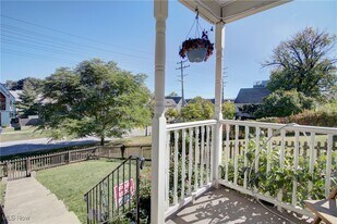 2494 W 7th St in Cleveland, OH - Building Photo