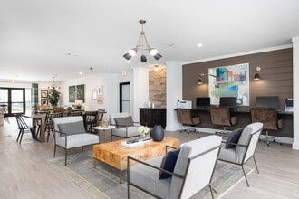 Hunters Haven Apartments in Hinesville, GA - Building Photo - Interior Photo